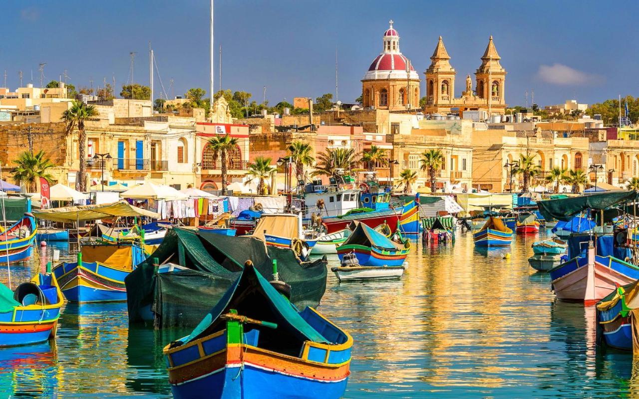 Modern Family Holiday Retreat In Gzira Сліма Екстер'єр фото
